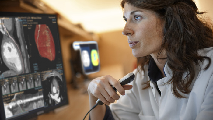 Experimente la diferencia entre las im&aacute;genes cardiacas y la visi&oacute;n cardiaca