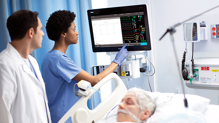 La escasez mundial de microchips pone en peligro la producci&oacute;n de dispositivos y sistemas m&eacute;dicos que salvan vidas