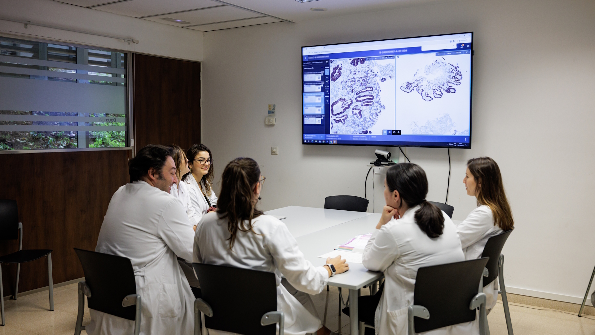 El Hospital Cl&iacute;nic y Philips lideran un proyecto de patolog&iacute;a digital para los hospitales catalanes de la red C-17